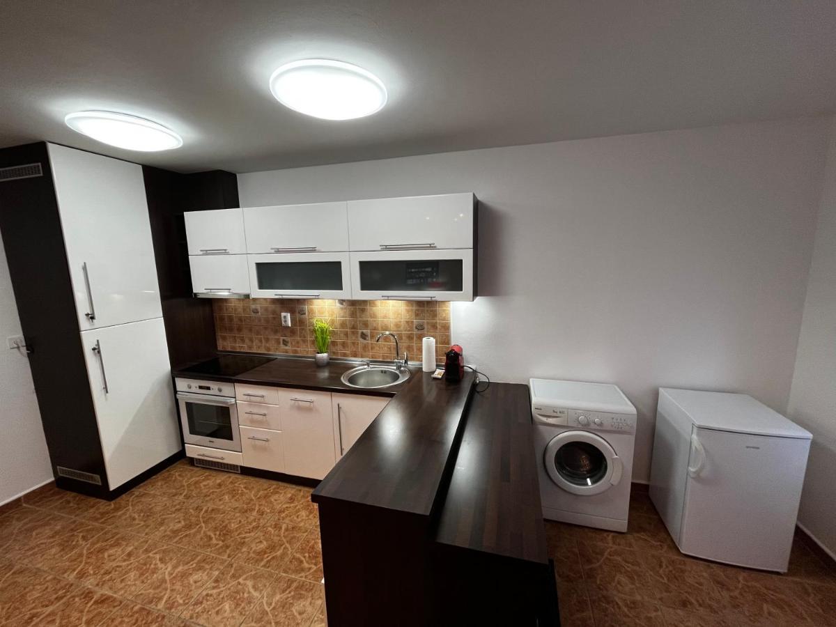 Apartman Nico Dunajská Streda Exterior foto